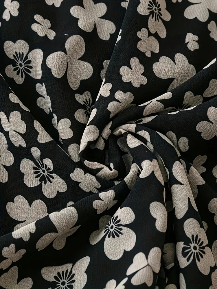 Plus size Commuter loose floral T-shirt Women's casual and elegant V-neck long-sleeved blouse Autumn